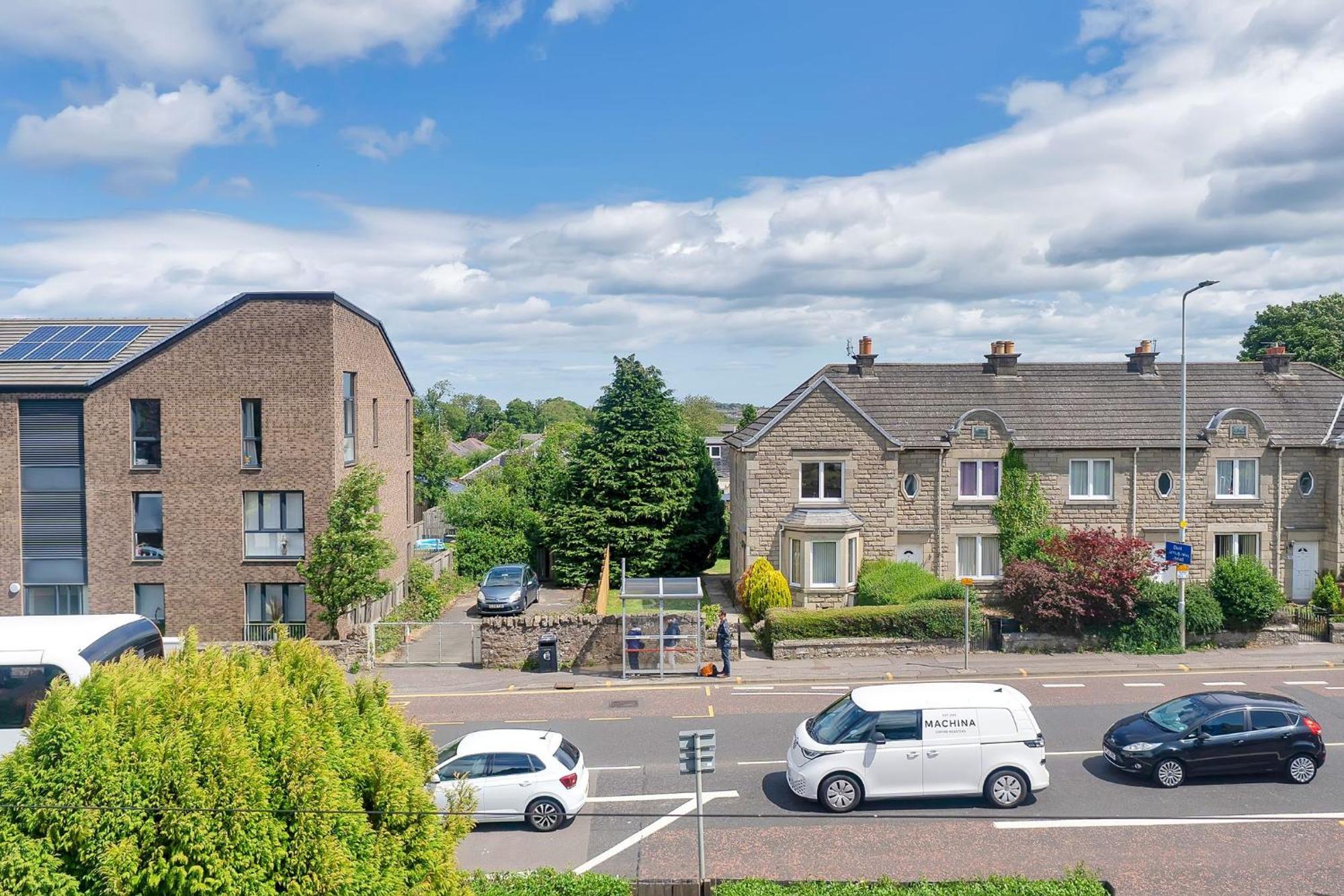 Charming Edinburgh Guest Room With Private Entrance 5 Min Buses To City Centre Gasthof Edinburgh